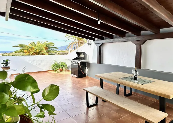 Retreat: Ocean View & Modern Comfort Apartmanhotel