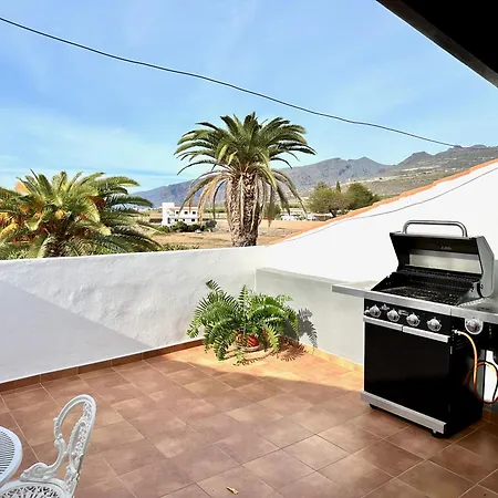 Retreat: Ocean View & Modern Comfort 3*