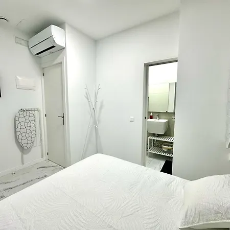 Retreat: Ocean View & Modern Comfort 3*