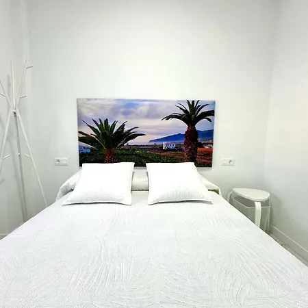 شقة فندقية Retreat: Ocean View & Modern Comfort Alcalá la Real