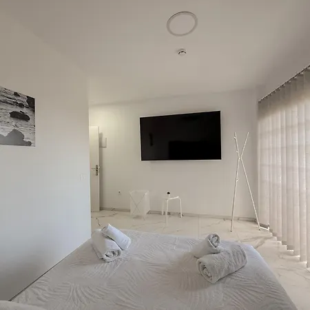 Apart Otel Retreat: Ocean View & Modern Comfort 3*