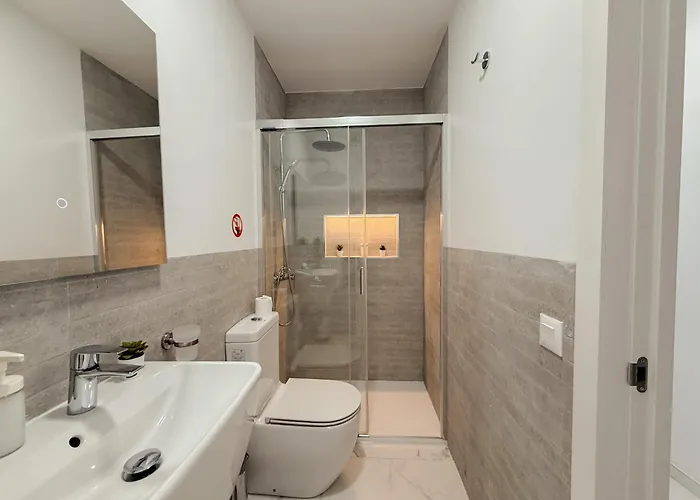 شقة فندقية Retreat: Ocean View & Modern Comfort